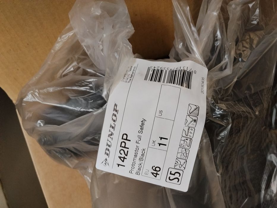 Nowe kalosze strażackie Dunlop 142PP S5 eu46