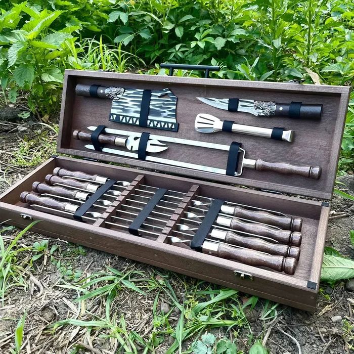Набори шампурів у дерев’яному кейсі,  подарунок чоловіку на Новий Рік