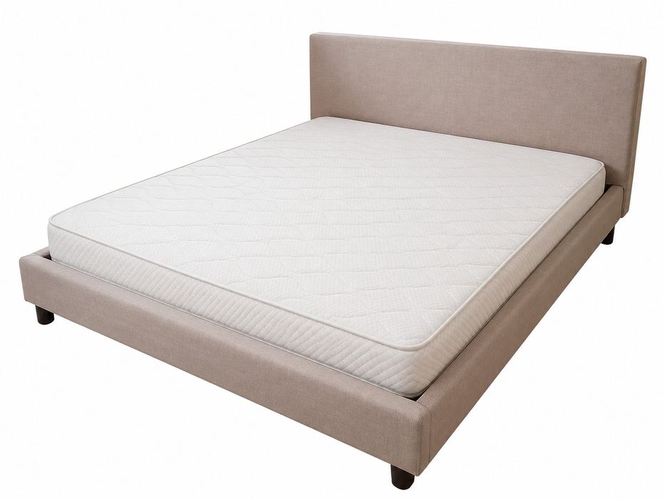 Cama casal com colchão