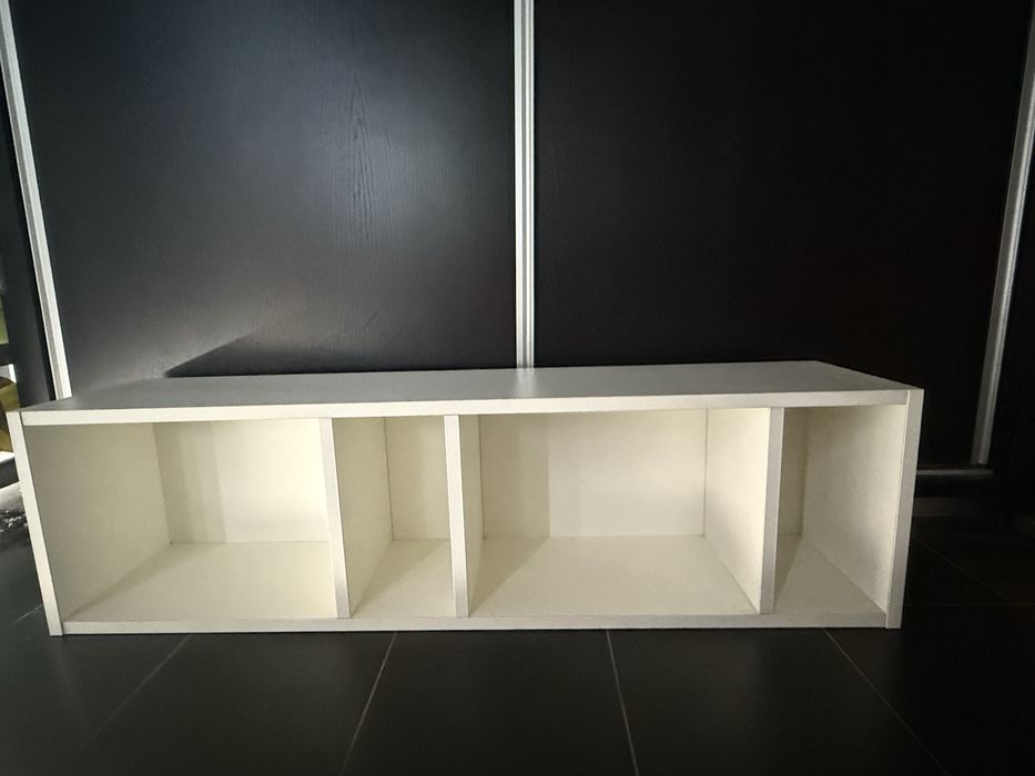 Cubo de parede como novo