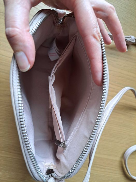 Mała torebka pudrowy róż Reserved