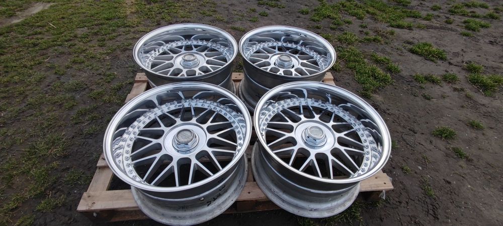 Felgi WRD Mesh 17" 9.5/10.5 5x120 BMW e36 e34 e32 e28 e24 e23 3tlg