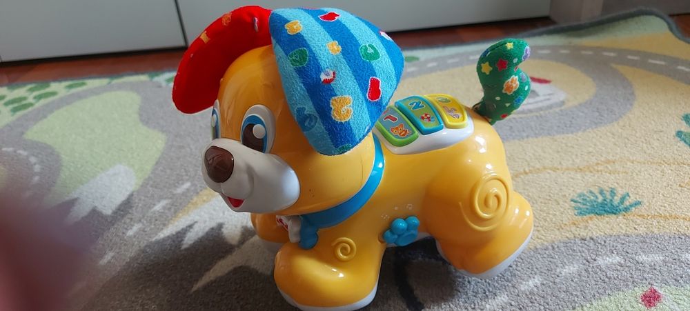 Cão cucu clementoni