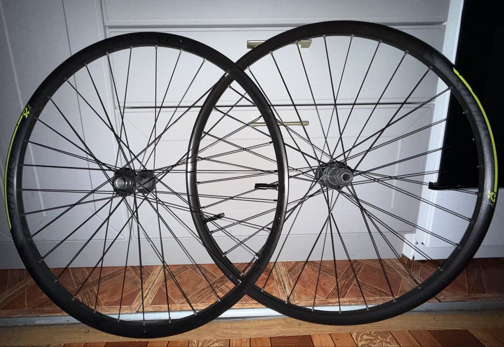 Продам boost колсе Syncros 29