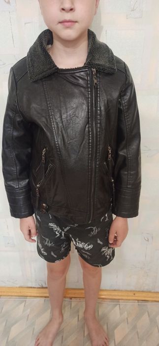 Продам куртку ЭКО кожа