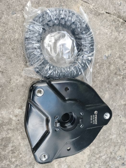 Опорна подушка до Мерседес