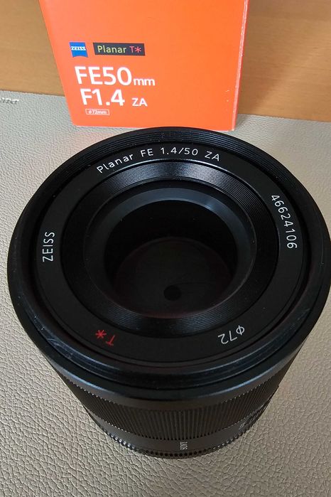 Sony Zeiss  FE50mm F1.4 ZA  Planar T*
