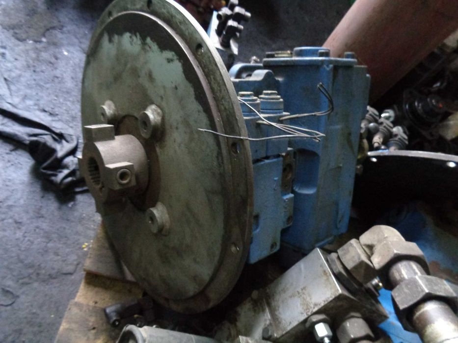 Pompa hydrauliczna POCLAIN Hydraulics wózek , ładowarka