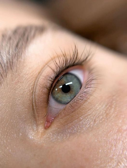 Makijaz permanentny brwi, kreski, usta