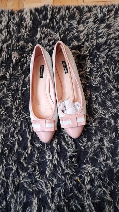 Buty rozmiar 40 na obcasiku