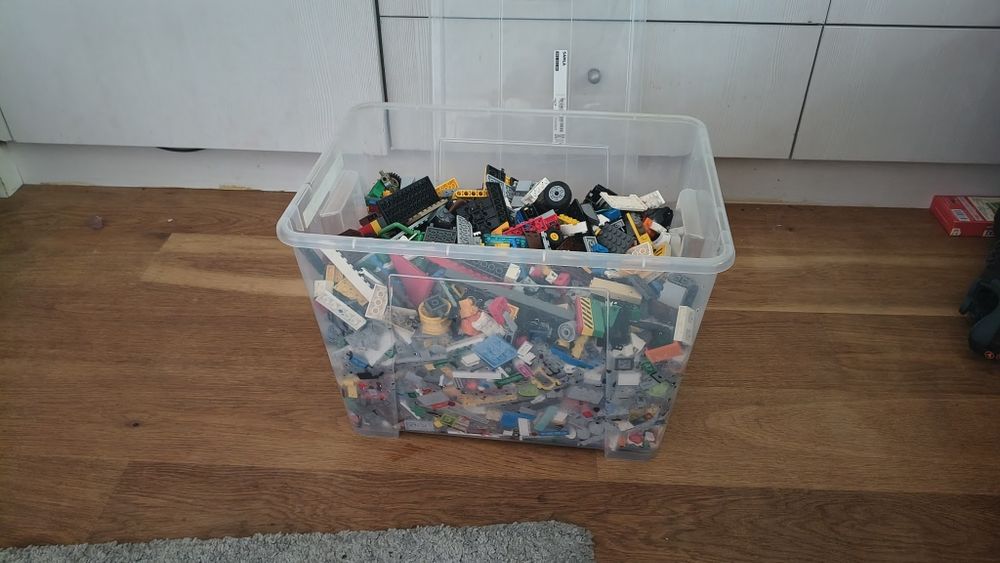 Pudełko klocków LEGO