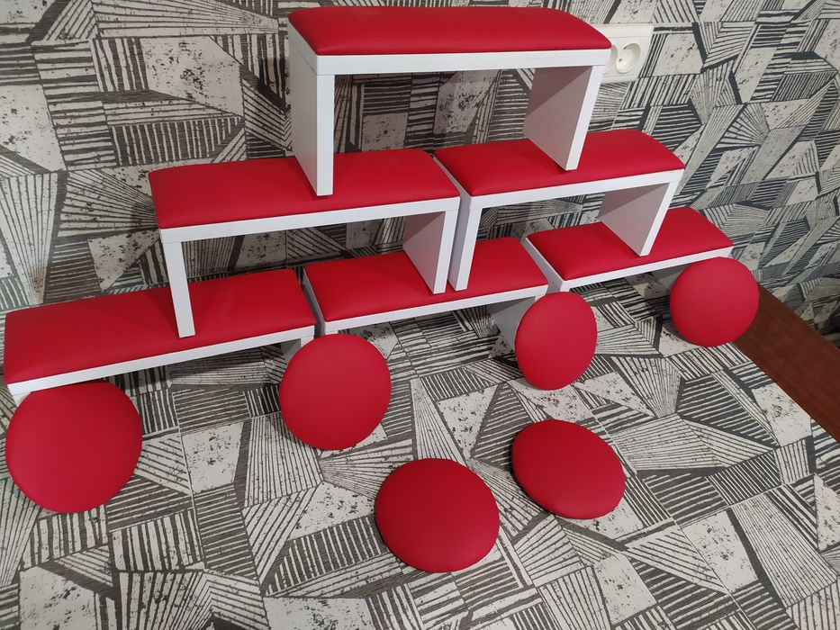 Подставка для маникюра Под локоть мастеру, в салон етажерка