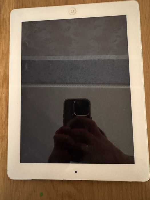 Планшет робочий, старий  iPad mini