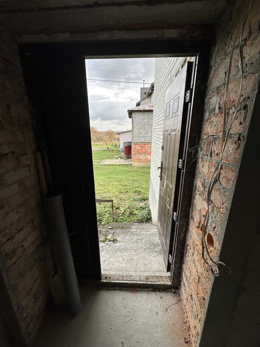 Продаж 2х поверхового будинку котеджного типу поблизу м.Дрогобич