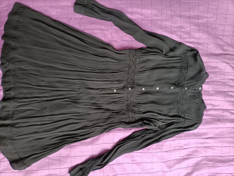 Czarna sukienka Gina tricot L/42