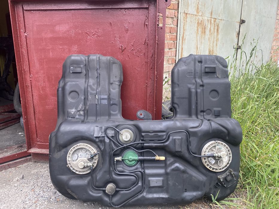 Паливний бак Bmw X5 F15