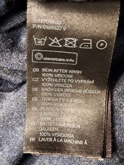 Wyprzedaż jesienna. Długa spódnica firmy BASIC.