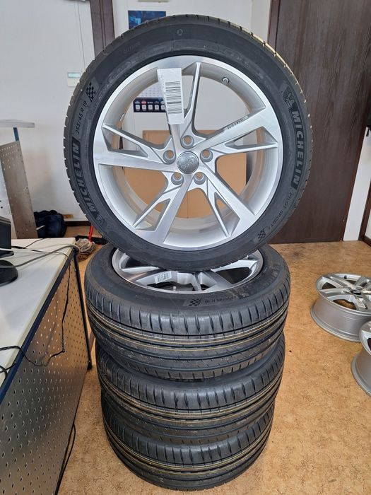 Nowe Alufelgi Koła Audi A8 D5  255 45 r19