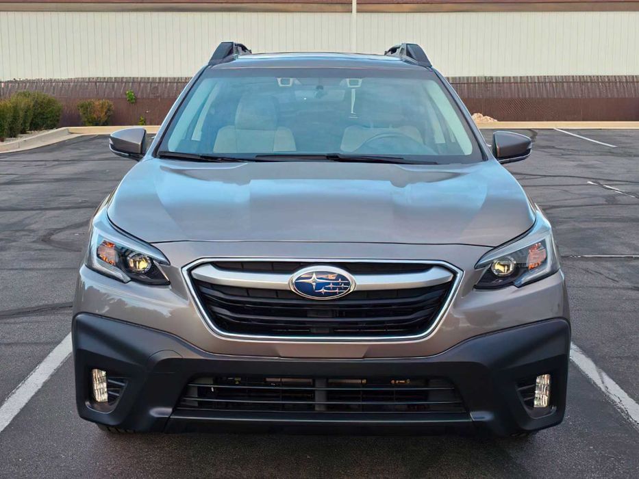 Subaru Outback      2021