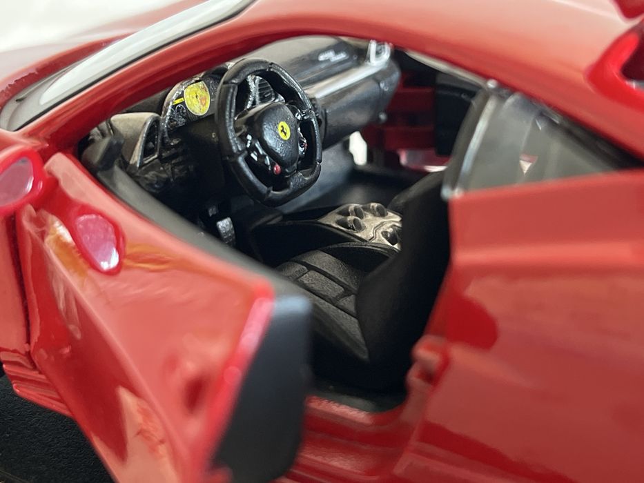 Ferrari 458 Italia (2010) modelo