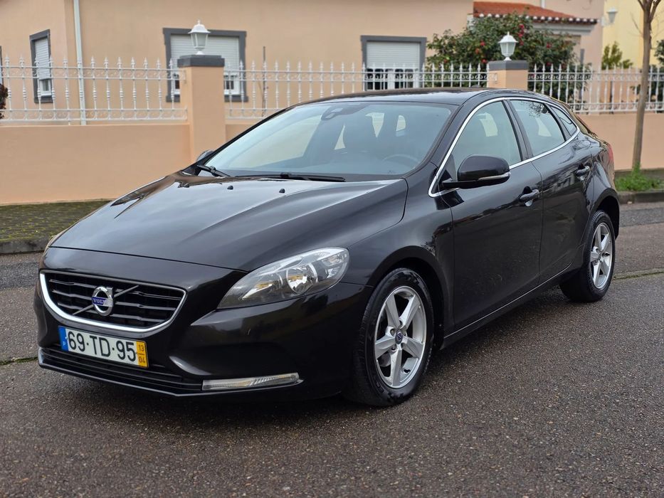 Volvo V40 D2