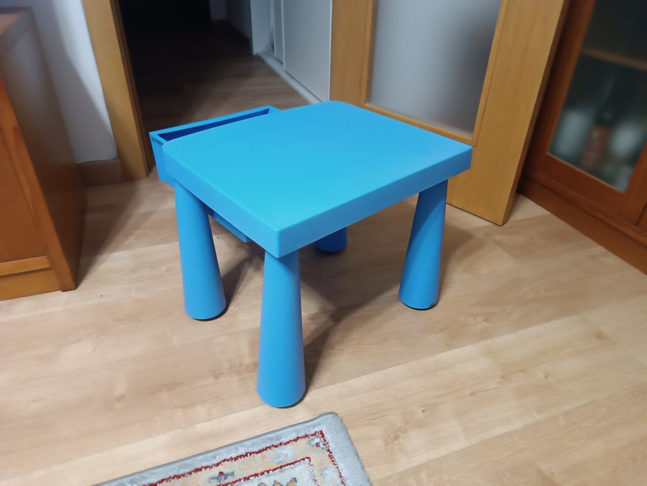 Secretaria de criança azul