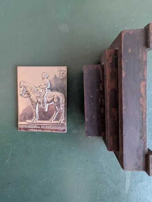 Mouzinho de Albuquerque (1950) - Numismática, Placa Militar Rara