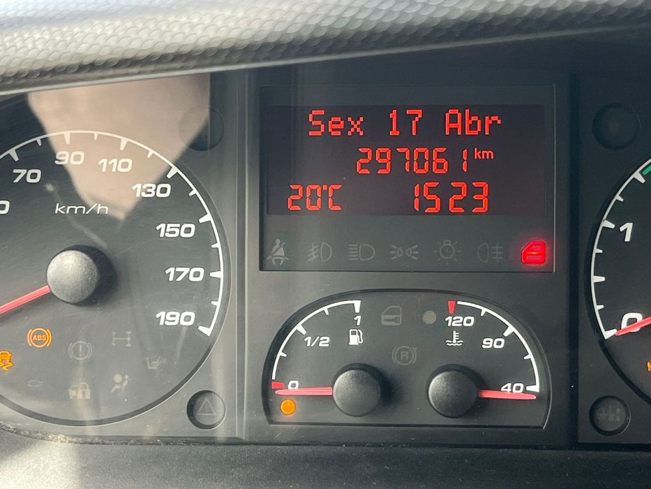 IVECO 35C13 rodado duplo longa