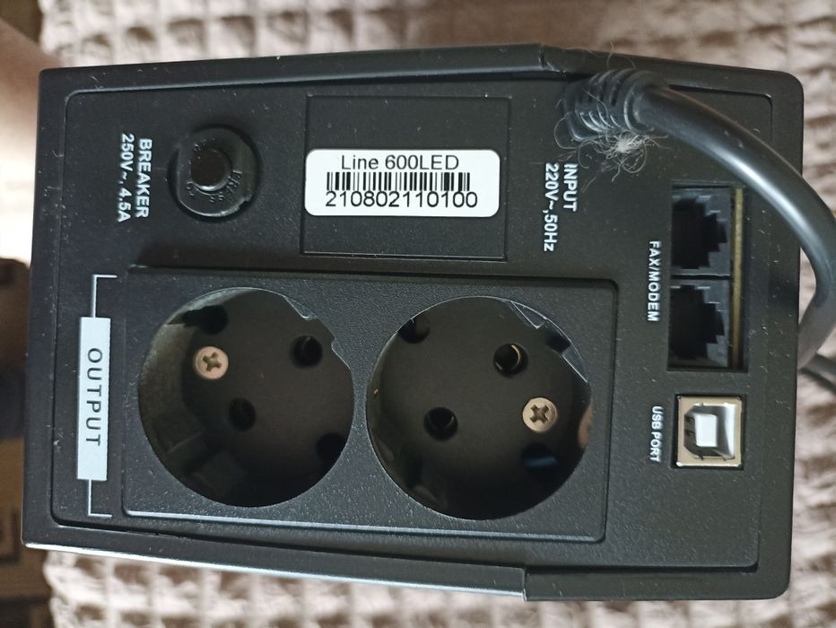 ДБЖ NETPRO  Line600LED б/в в гарному стані