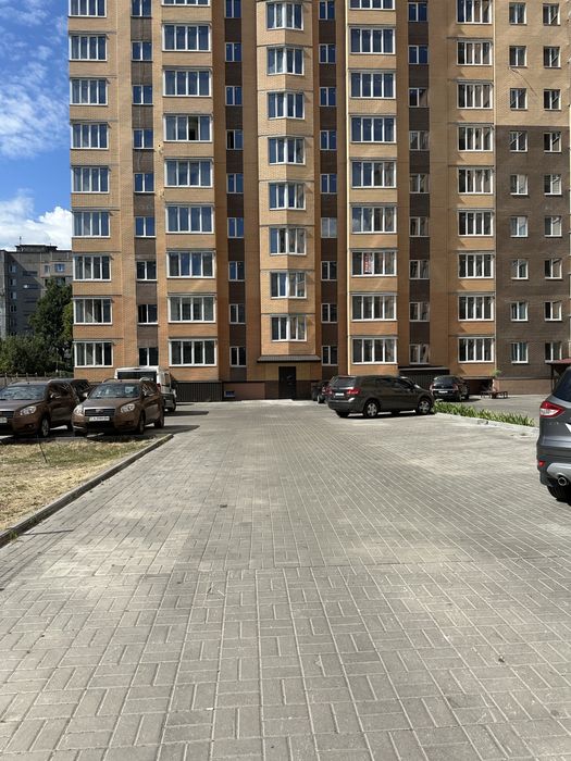 Продам квартиру в Черкасах