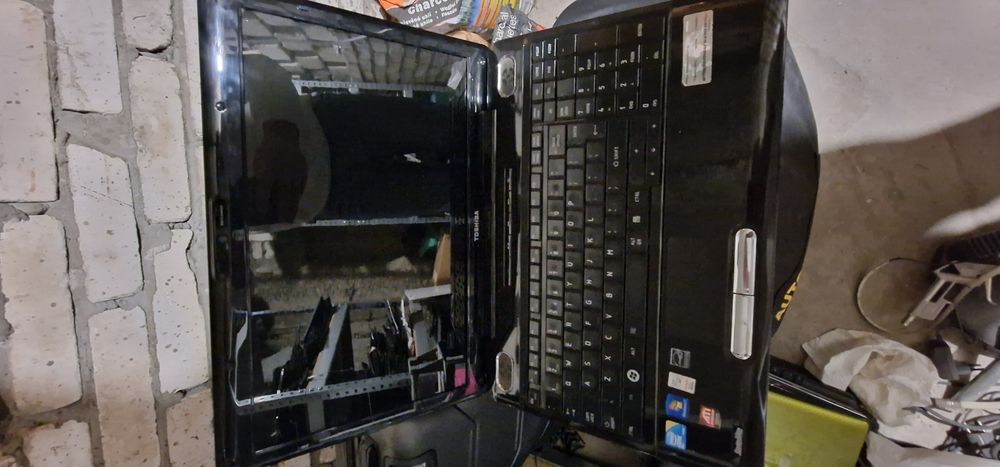 Toshiba Satelite L505-110 Na części