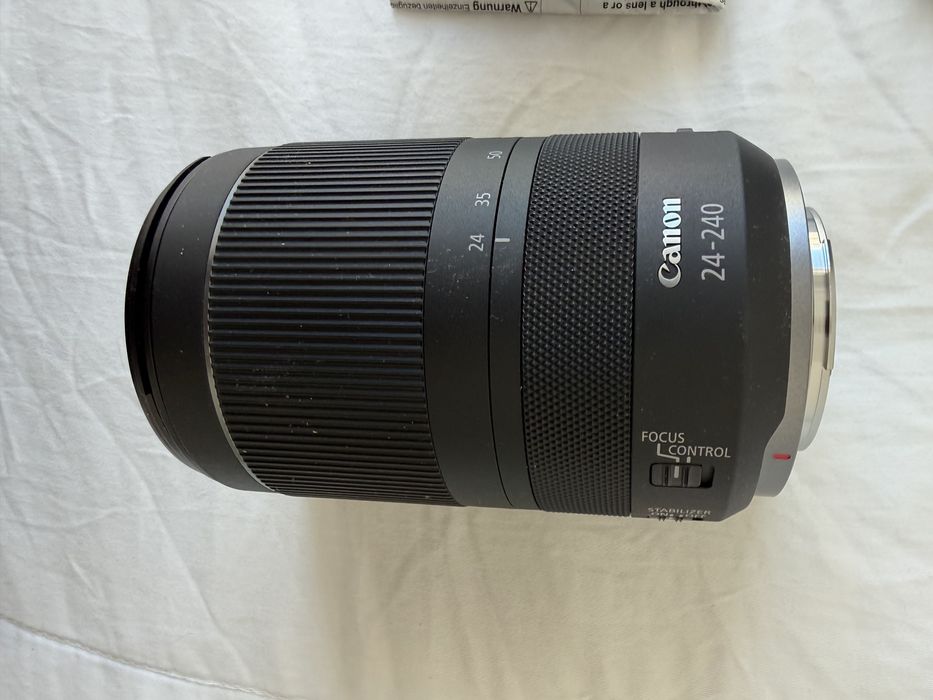 Vendo Objetiva Canon RF 24-240mm IS Nano USM com fatura e garantia