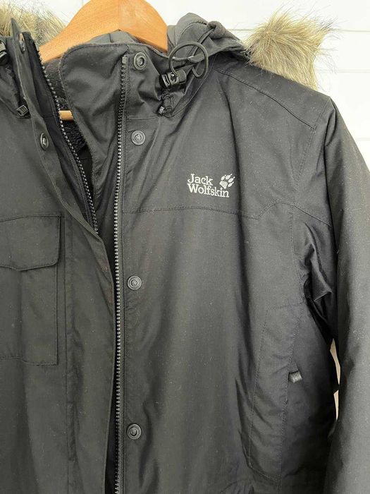 Жіноча куртка Jack Wolfskin - оригінал - практично нова