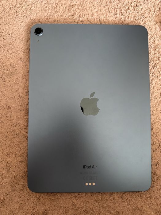 Ipad Air m1 jak nowy