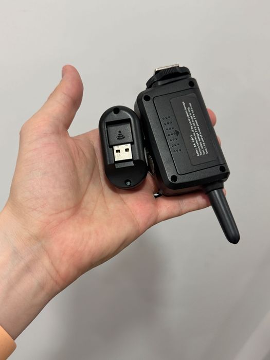 Lampa studyjna Quadralite Move 400 z softboxem i statywem, zadbany