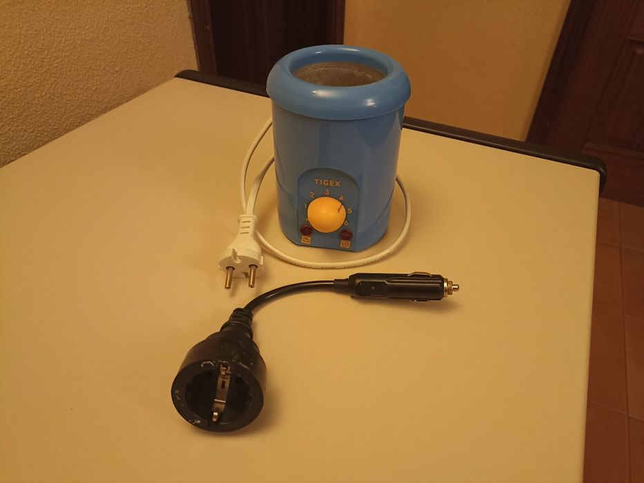 Aquecedor de biberões  12 V / 220 V