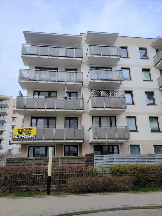 REZERWACJA - Przestronne mieszkanie 71 mkw - w cenie garaż i kom. lok. - Nowodwory