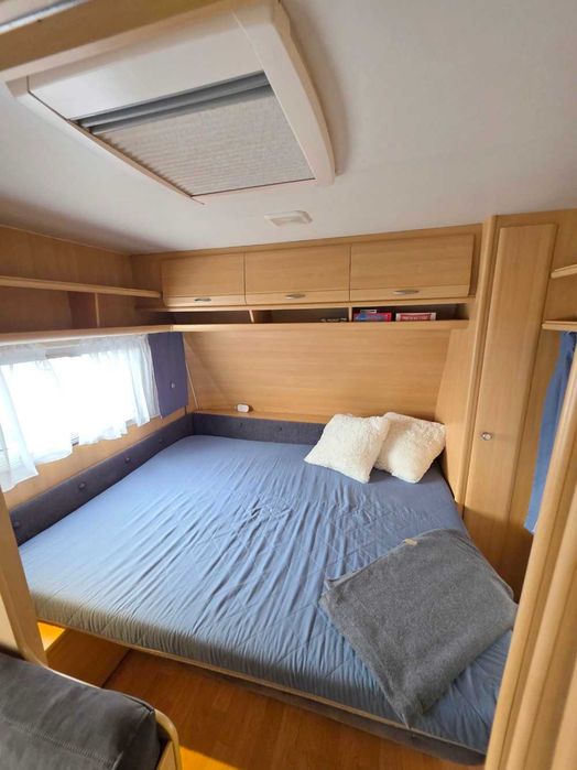 Duża dwuosiowa przyczepa kempingowa Dethleffs Camper 1999r