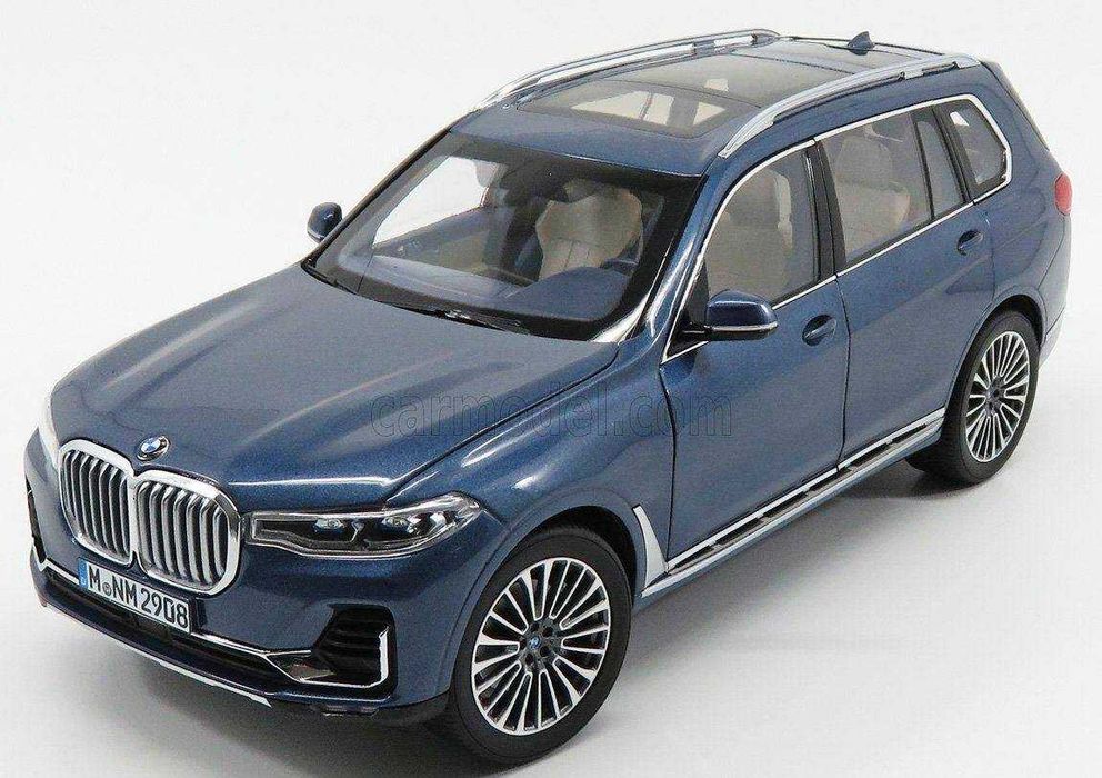 BMW X7 масштаб 1:18 от Norev, БМВ Х7 на подарок или в коллекцию