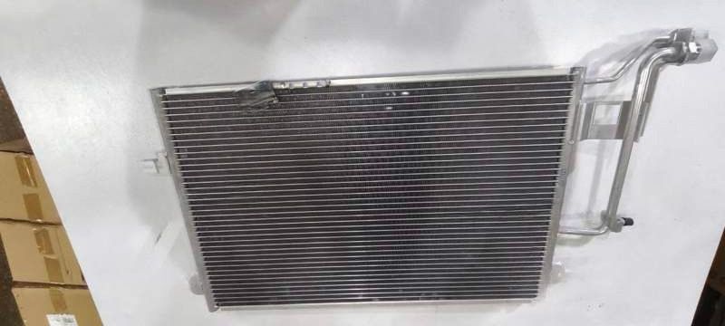 Конденсатор кондиціонера AUDI A6 C5 1997-2005 1.9, 2.5 TDI 4B0260401D