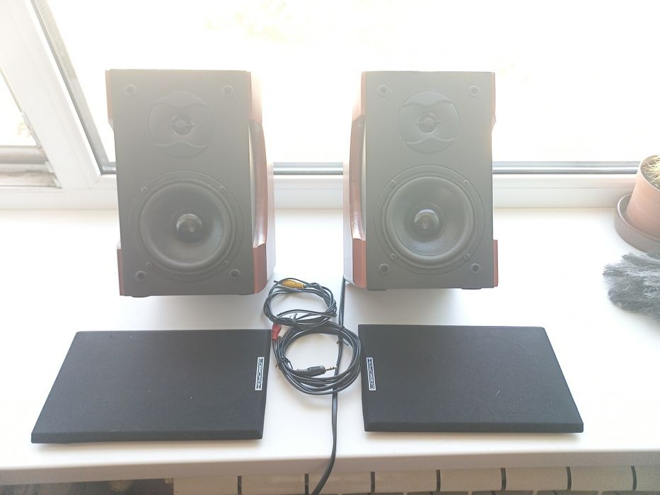 Колонки активні Logifox