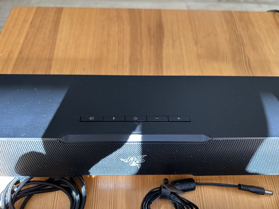 Soundbar razer leviathan v2 podswietlenie led