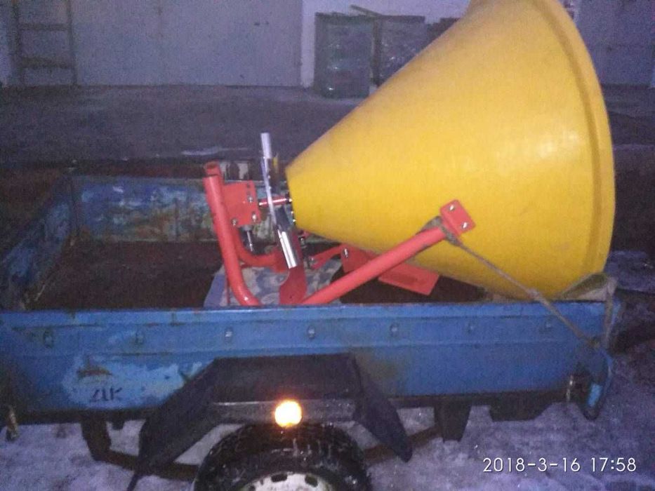 Продам трактор ЮМЗ 6 з двигуном СМД-15Н з навісний обладнанням