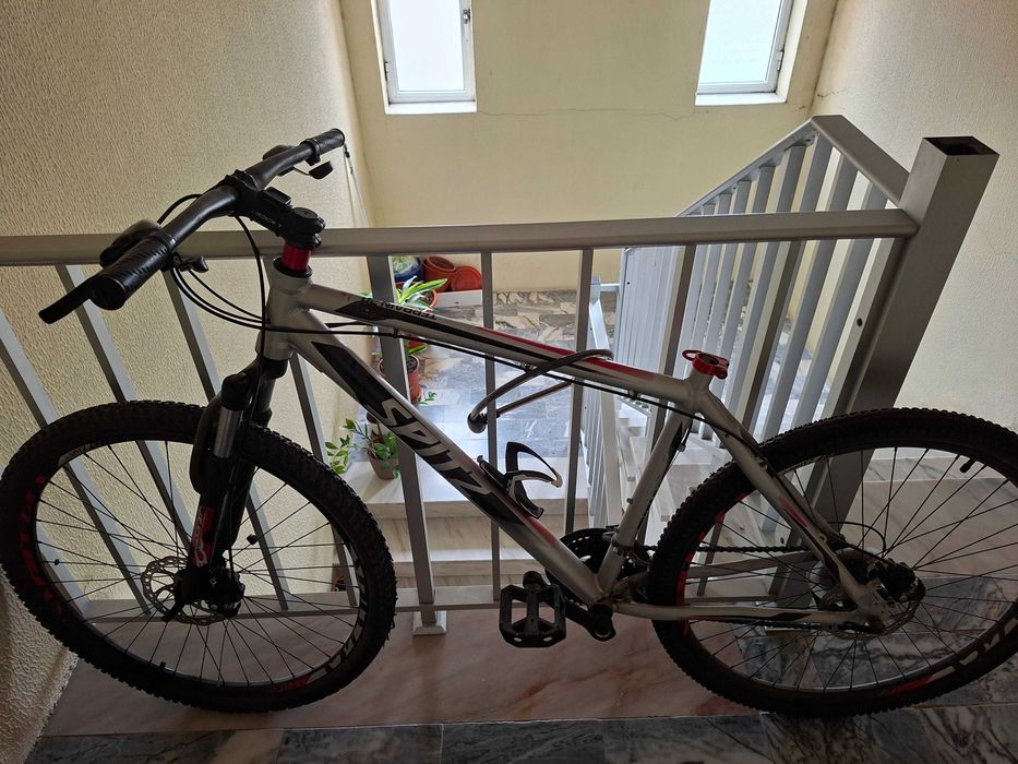 Bicicleta e acessórios