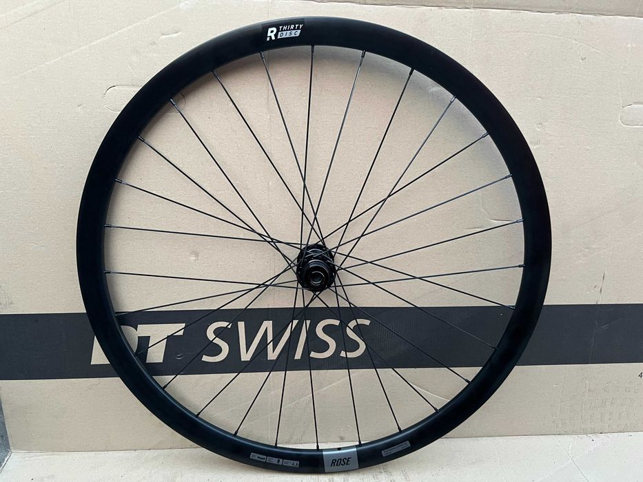 Koło Przednie 29" ROSE THIRTY DISC CL 15x100 TUBELESS Płaskie Szprychy