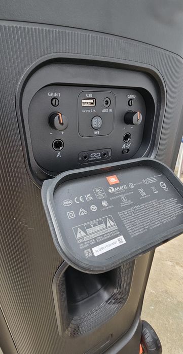 JBL PartyBox 710 – 800W RMS – Como Nova + Garantia