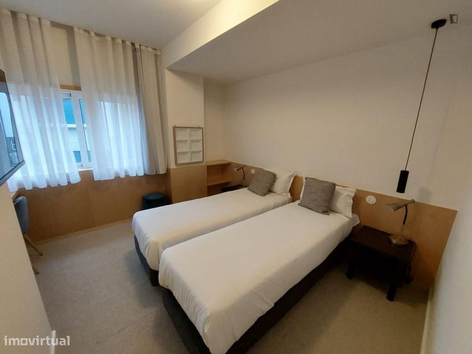 Quarto - localizado em Bonfim Porto