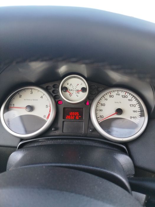 Peugeot 207 _1400 _HDI