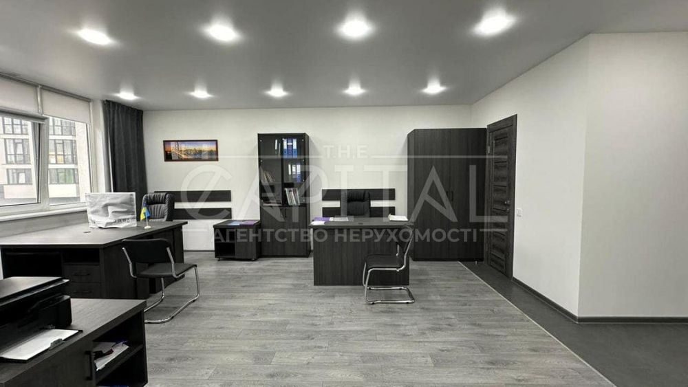 Продаж офісу, просп. Любомира Гузара, ЖК Сучасний квартал