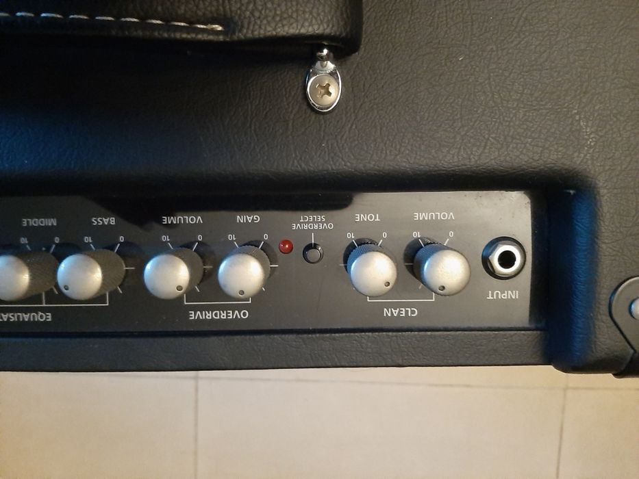 Blackstar HT20 Combo